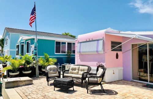 Hutchinson Island South House | The Pink Palace on the Water- *pool/beach*
