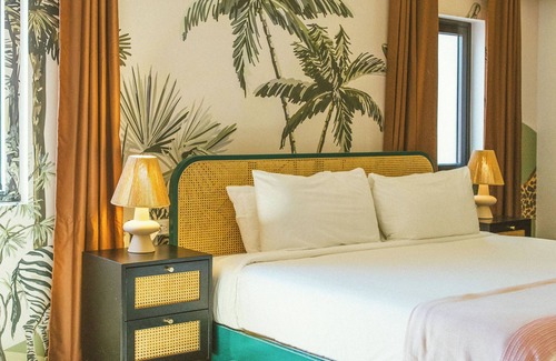 Estate Queens Quarter Hotel | The Pink Palm Hotel - Adults Only