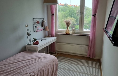 Centrum Bed & Breakfast | The Pink Room