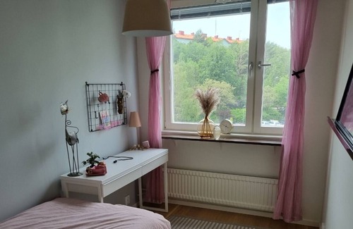 Centrum Bed & Breakfast | The Pink Room