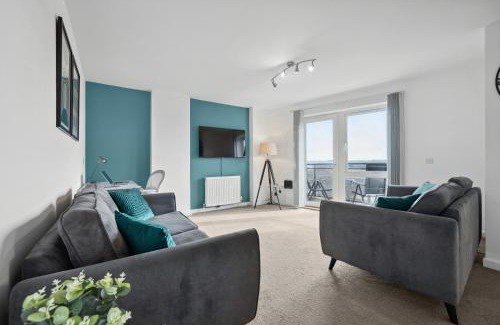 Northampton Apartment | The Pinnacle by Cotels - CENTRAL LOCATION, PARKING, FIBRE WIFI, SMART TV, FULLY EQUIPPED KITCHEN