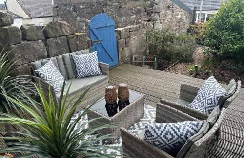 Johnshaven House | The Place