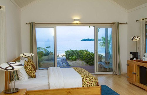Tokeh Hotel | The Place Resort at Tokeh Beach
