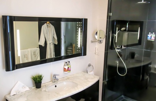 Tokeh Hotel | The Place Resort at Tokeh Beach