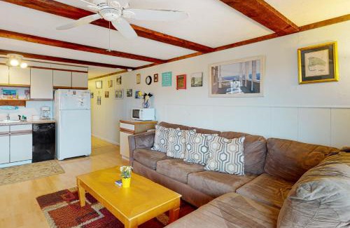 Provincetown Apartment | The Place to be.