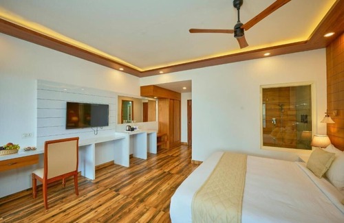Suryanelli Hotel | The Planet Munnar