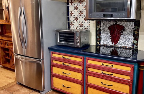 Prescott House | The Pleasant Street Casitas: Deluxe King & Queen