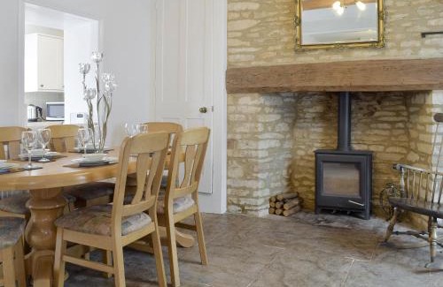 Bampton House | The Plough