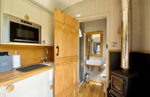 Hathersage Hotel | The Plough Inn