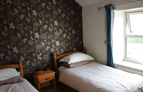 Highworth Hotel | The Plough Inn