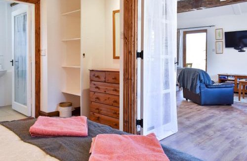 Compton House | The Plough Shed- 24493