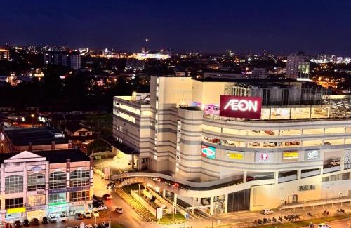 Taman Charming Apartment | The Podium Kuching Luxury 6pax 3BR HFloor Facing Aeon