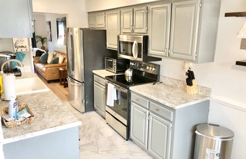 Norfolk - Virginia Beach House | The Point ⭐️ 3B Retreat Home by VB Town Center