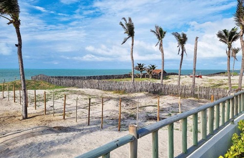 Fortim Apartment | The Point Bangalô Pé na Areia em Fortim