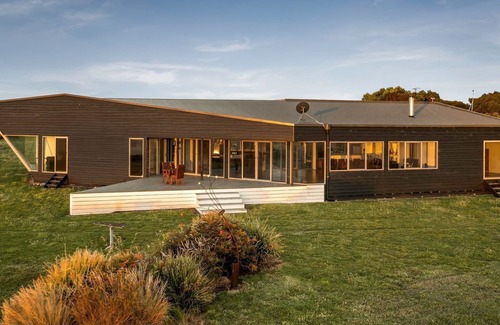Bass House | The Point Bass Coast