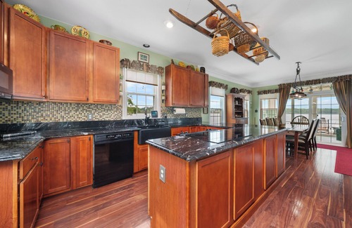 Elkton House | The Pointe at Locust Point is on the Elk River on the Upper Chesapeake Bay