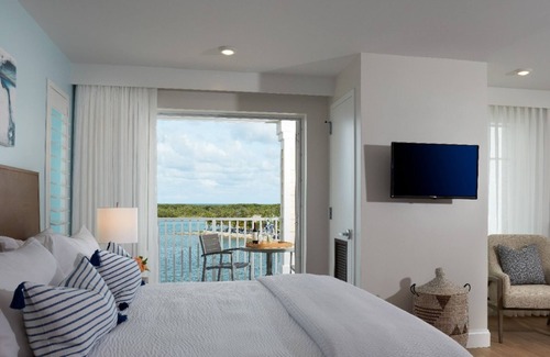 Jupiter Hotel | The Pointe Hotel