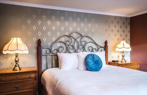 Red Lodge Hotel | The Pollard Hotel