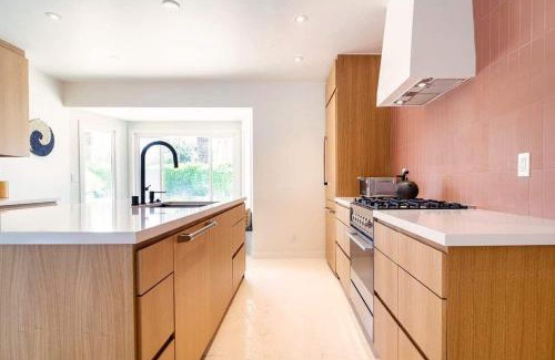 Tahquitz River Estates House | The Pom Pom House