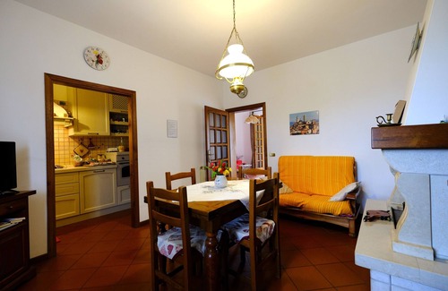 San Quirico d'Orcia Apartment | The Pomegranate - San Quirico d'Orcia