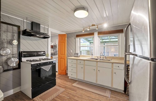 Ponchatoula Cottage | The Ponchatoula Cottage - est. 1964