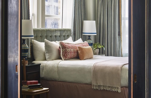 Lower Garden District Hotel | The Pontchartrain Hotel