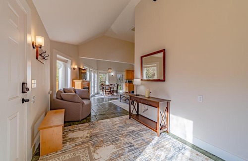 Ferndale House | The Pool House