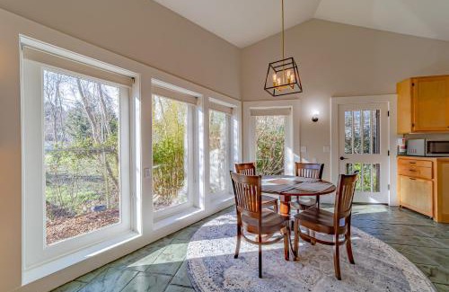 Ferndale House | The Pool House
