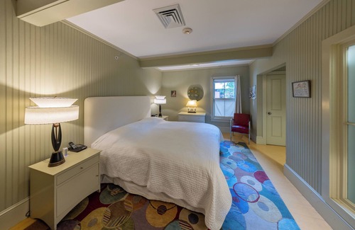 North Adams Hotel | The Porches Inn at Mass MoCA