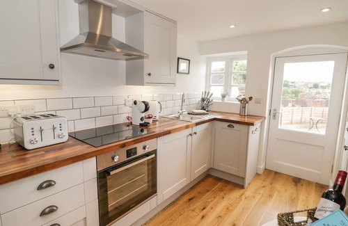 Bridgnorth House | THE POSTAGE STAMP, romantic, character holiday cottage in Bridgnorth