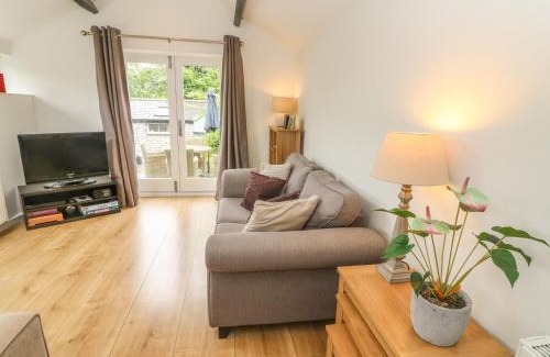 Burton House | The Potting Shed