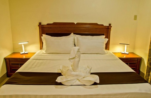 Estancia Hotel | The Premiere Business Hotel