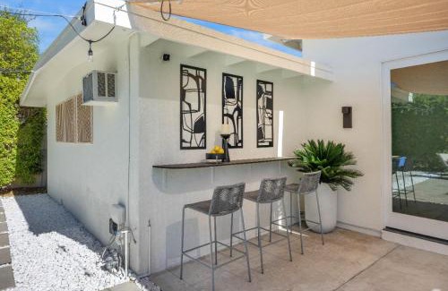 La Quinta Cove House | tHe PRESIDENTIAL HOUSE: EXCLUSIVE MOUNTAIN VIEWS & AMENITIES