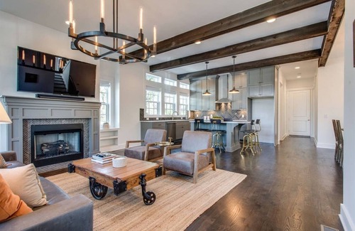 Shelby Hills House | The Presley - Rooftop Hot Tub & Fire Pit with Views