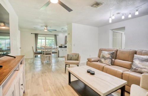 Port Charlotte - Charlotte Harbor House | The Pride of the Port