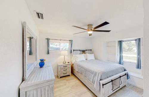 Port Charlotte - Charlotte Harbor House | The Pride of the Port