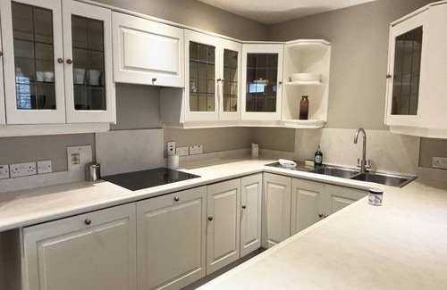 South Kensington House | The Princess Apartment