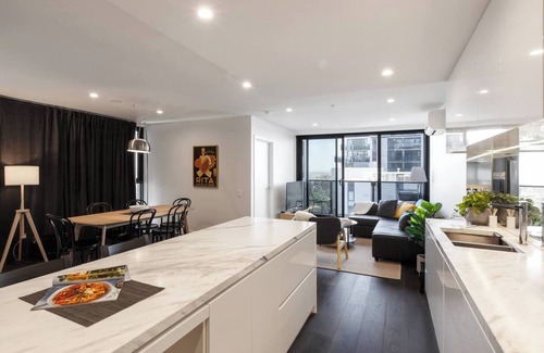 North Melbourne Apartment | The Principal Metro Chic Pad in North Melbourne