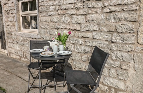 Monyash Cottage | THE PRIORY, family friendly, character holiday cottage in Monyash