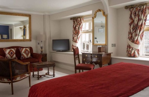 Wareham Hotel | The Priory Hotel