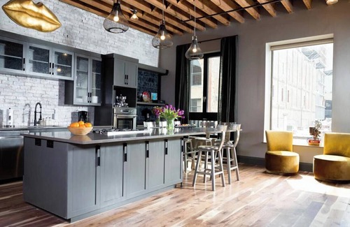 Downtown Nashville Apartment | The Producer's Loft - Steps from Broadway Bars