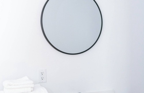 Victoria Hotel | The Pullman Room @ Main Street Lofts