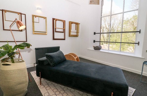North Wheatley Cottage | THE PUMP HOUSE ART STUDIO, family friendly in Misterton