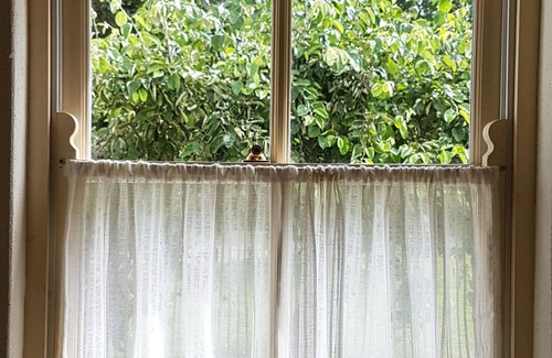 Athy Cottage | The Pump House - cosy farm cottage for two