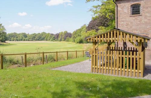 Cosford House | The Pump House