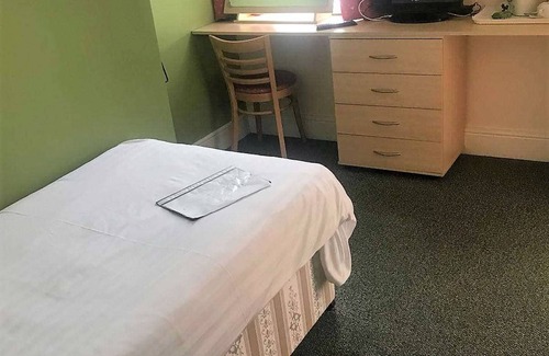 Thorne Hotel | The Punchbowl Inn