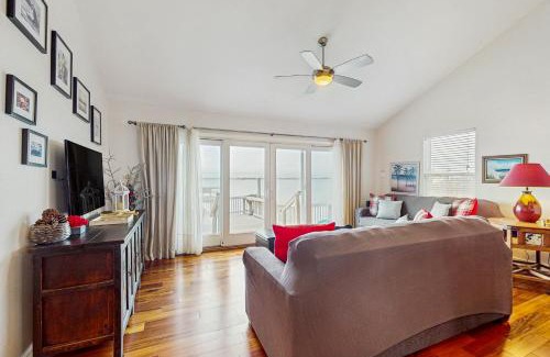 Rockport House | The Purple Beach House