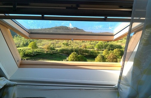 Unac House | The Pyrenees footbridge