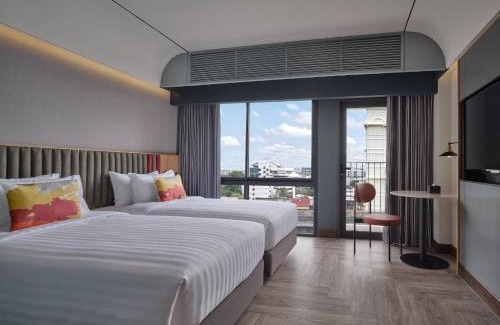 Phra Khanong Hotel | The Quarter Onnut by UHG
