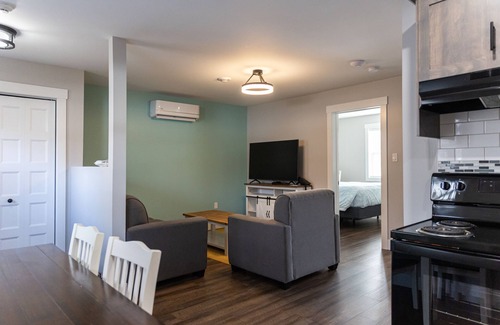 Summerville Centre House | The Quarterdeck Resort